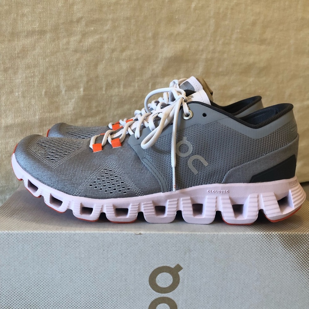 Cloud X ON Running Shoe. Gray/ Lilac. Woman US size 9. New in Box.